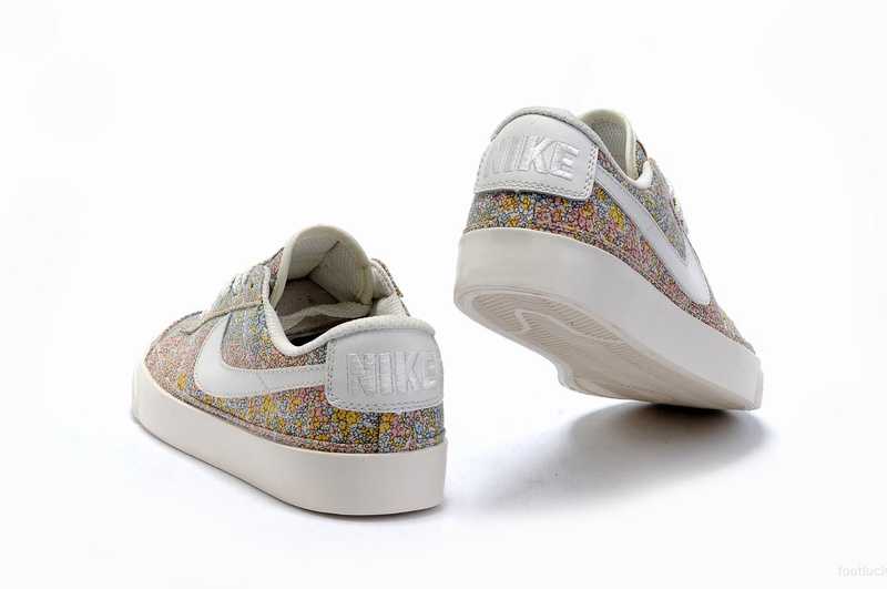 nike blazer low black white discount envente blazer nike boutique